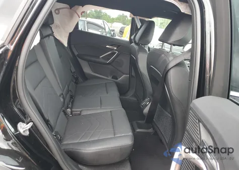 2023 BMW X1 xDrive28I из США, поврежденный, VIN WBX73EF03P5W45445